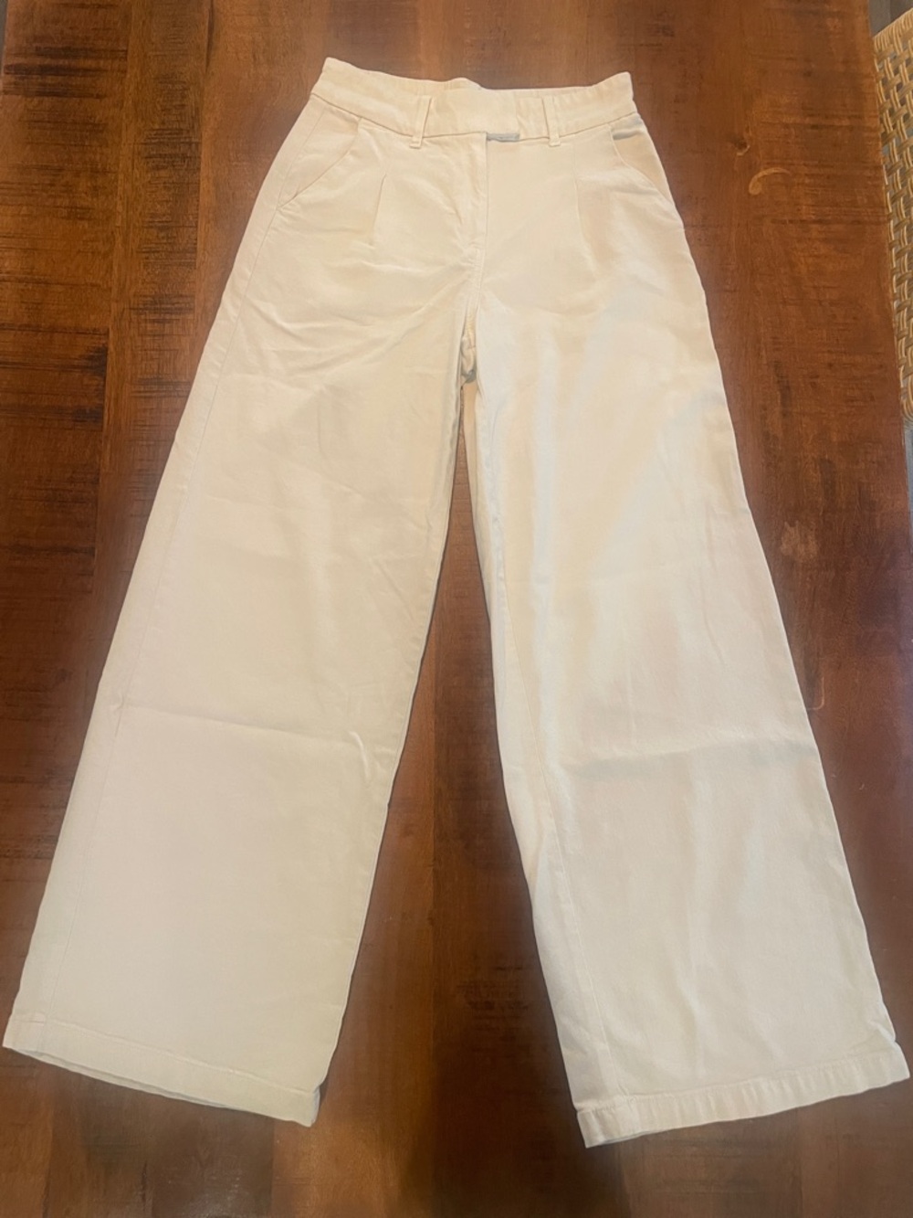American Eagle Wide Leg Cream Pants